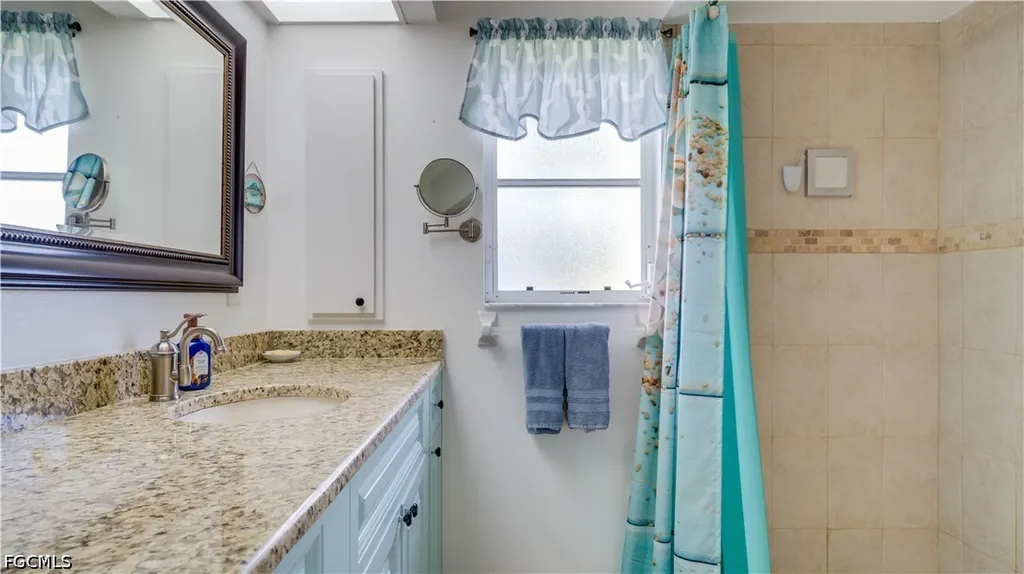 2821 SE 8th Avenue Cape Coral FL 33904