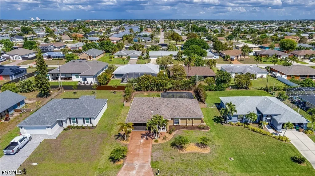 2821 SE 8th Avenue Cape Coral FL 33904
