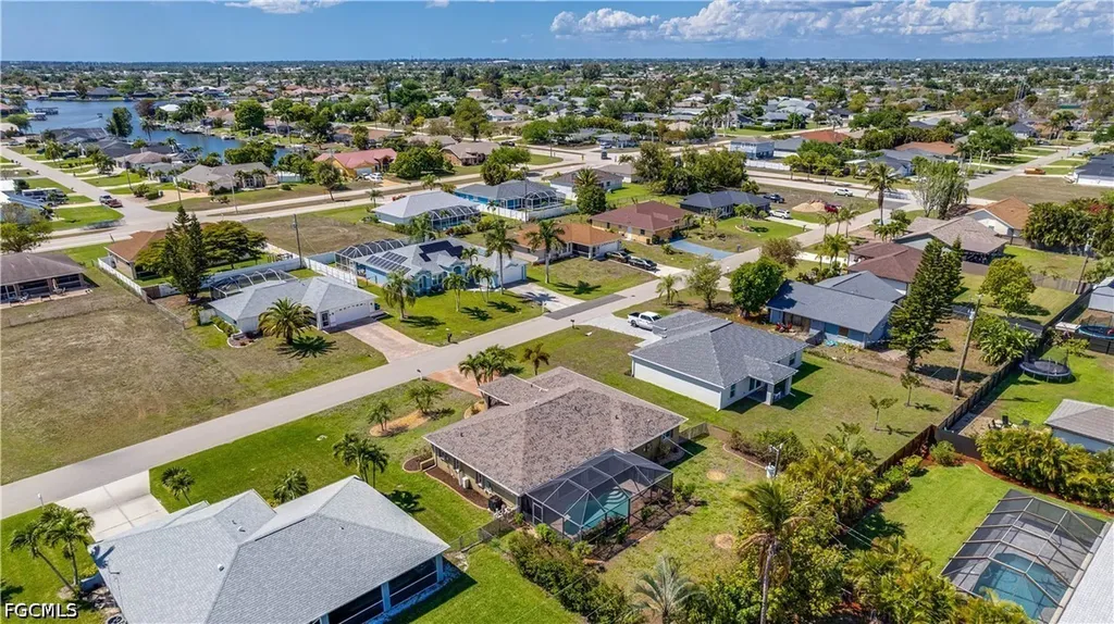 2821 SE 8th Avenue Cape Coral FL 33904