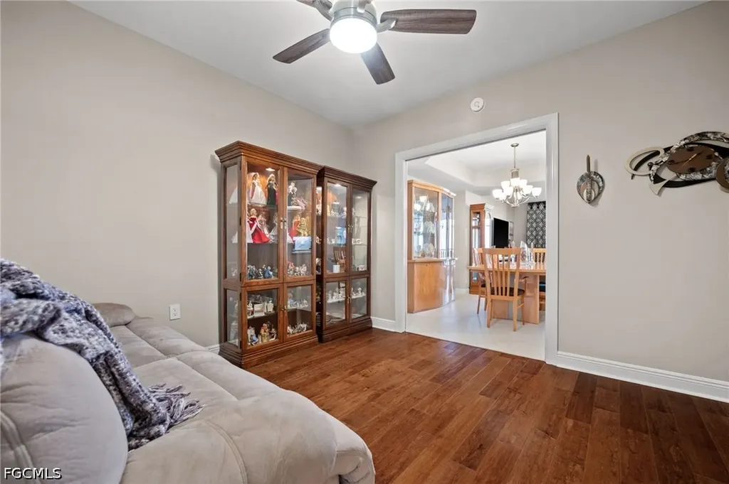 2090 W First Street Fort Myers FL 33901