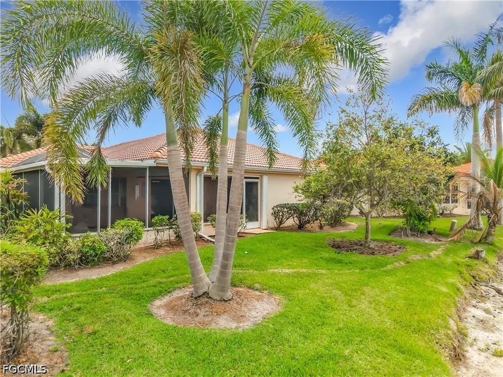 2181 Rio Nuevo Drive North Fort Myers FL 33917