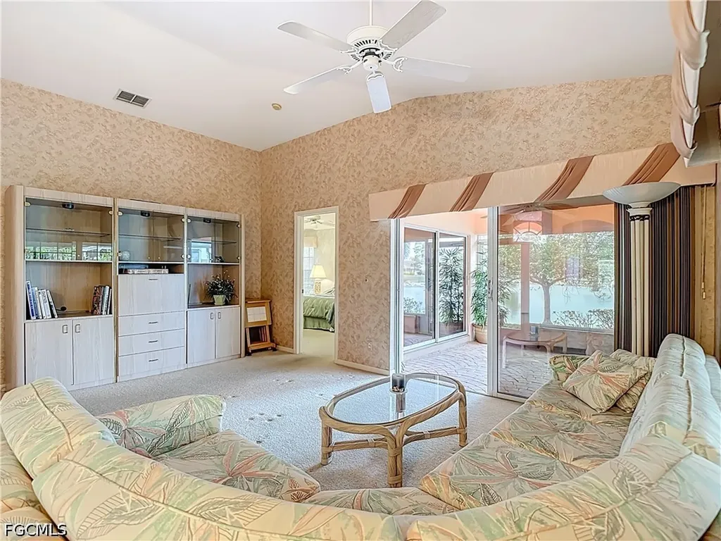 2181 Rio Nuevo Drive North Fort Myers FL 33917