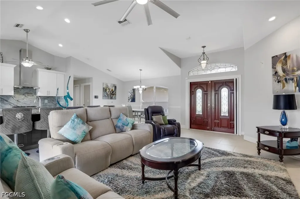 2607 NW 9th Terrace Cape Coral FL 33993