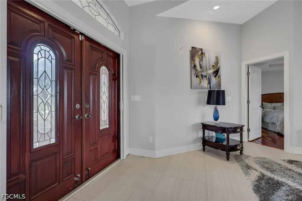 2607 NW 9th Terrace Cape Coral FL 33993
