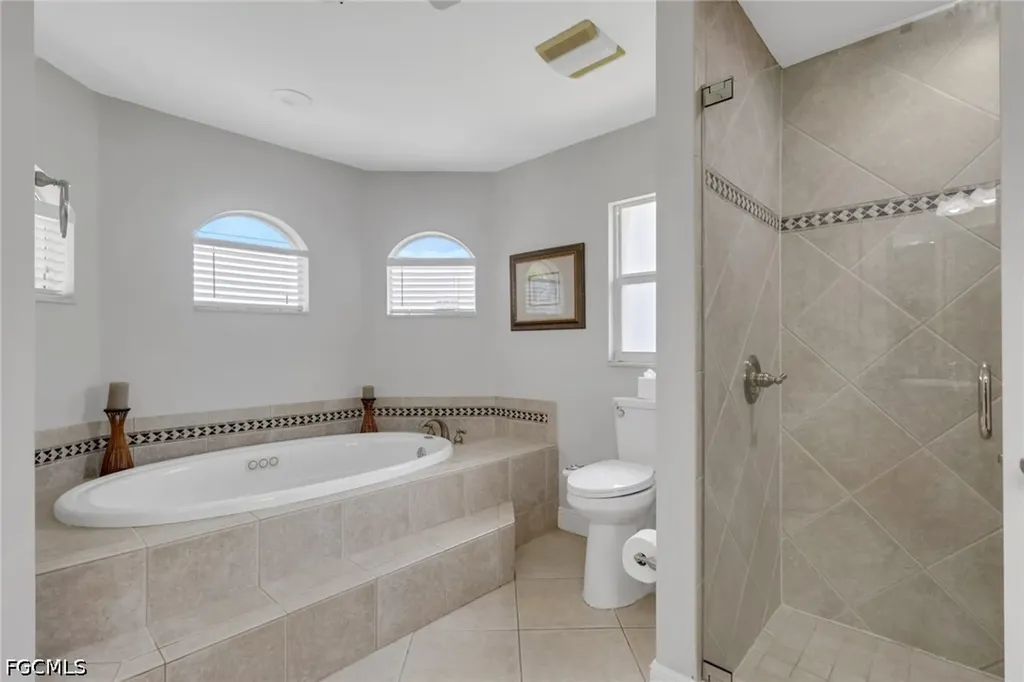 2607 NW 9th Terrace Cape Coral FL 33993