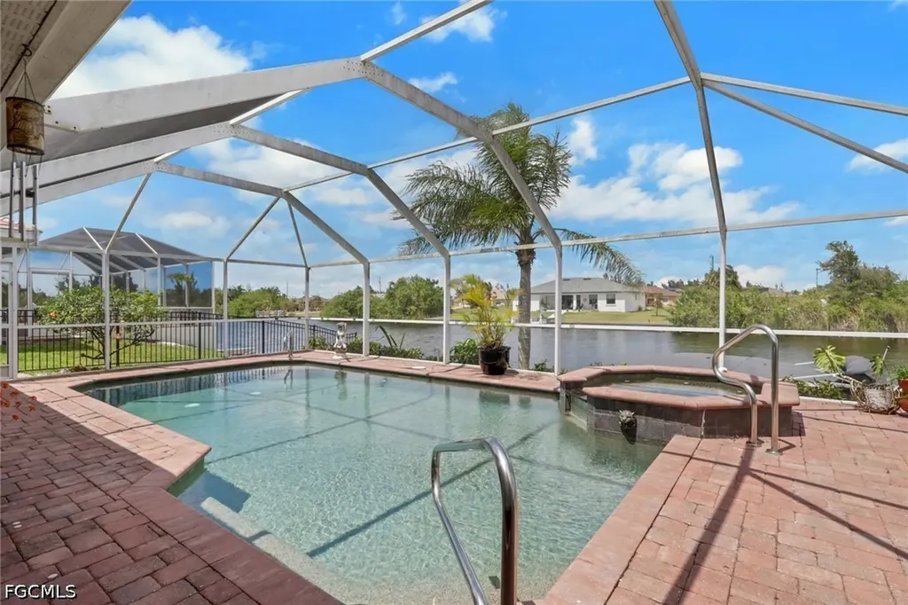 2607 NW 9th Terrace Cape Coral FL 33993