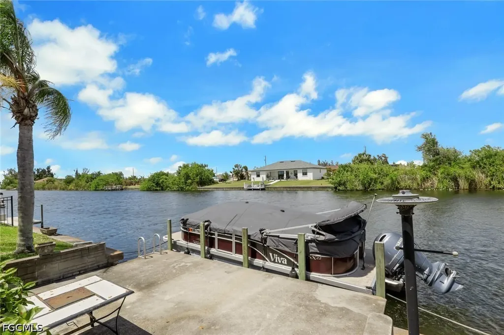 2607 NW 9th Terrace Cape Coral FL 33993