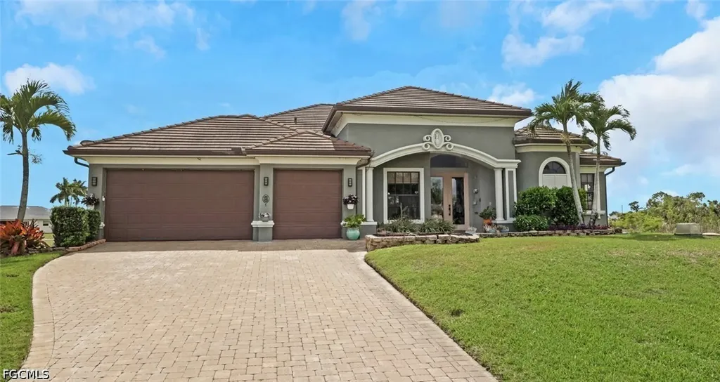 2102 NE 22nd Avenue Cape Coral FL 33909
