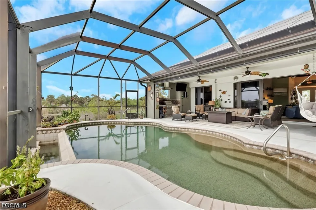 2102 NE 22nd Avenue Cape Coral FL 33909