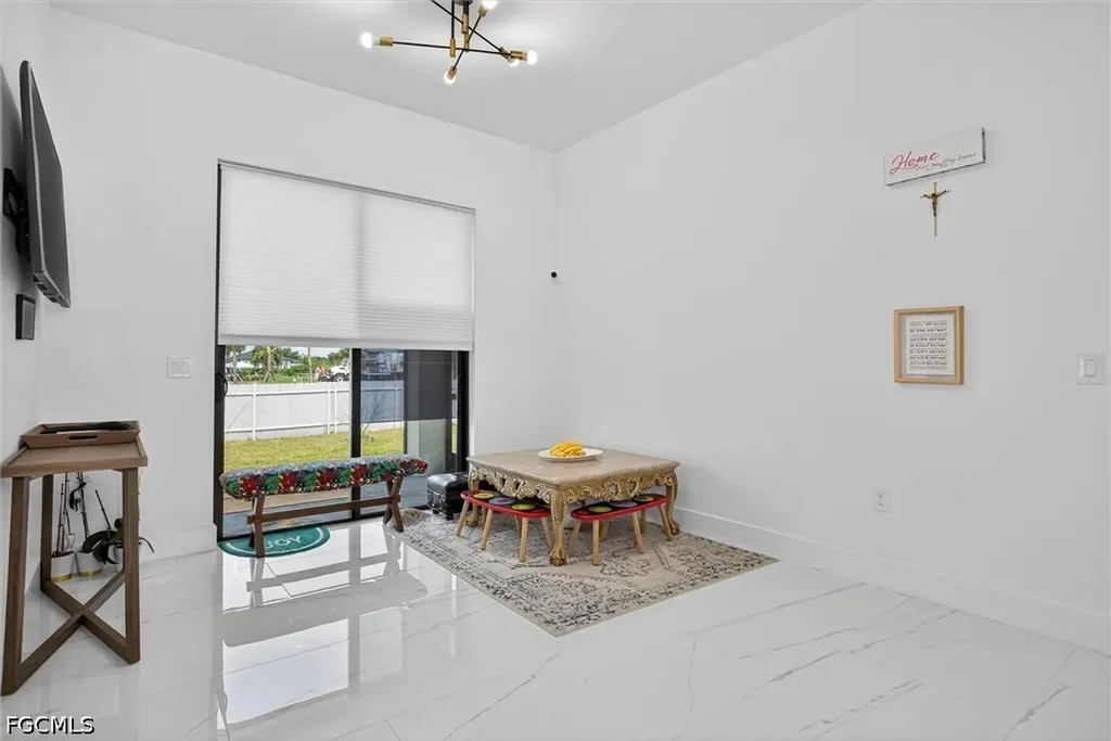 810 Floyd Avenue S Lehigh Acres FL 33976