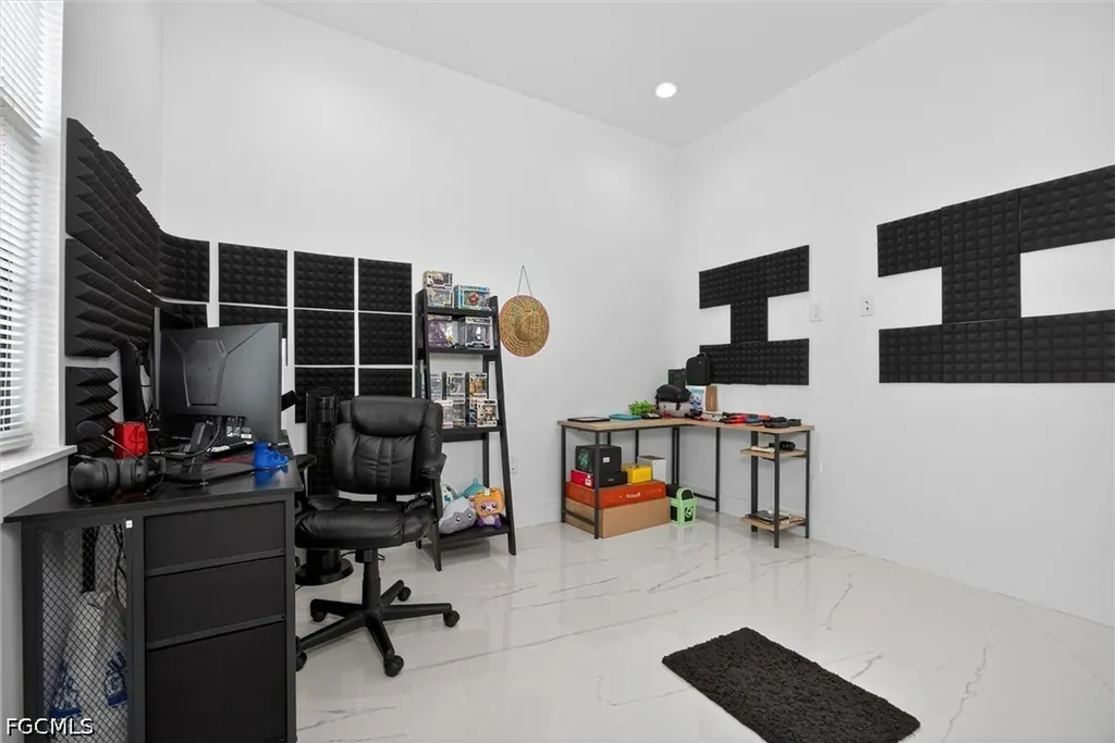 810 Floyd Avenue S Lehigh Acres FL 33976