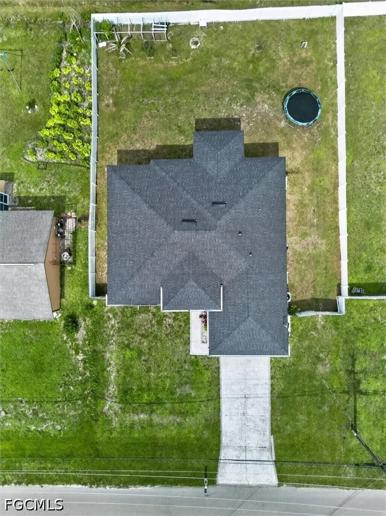 810 Floyd Avenue S Lehigh Acres FL 33976