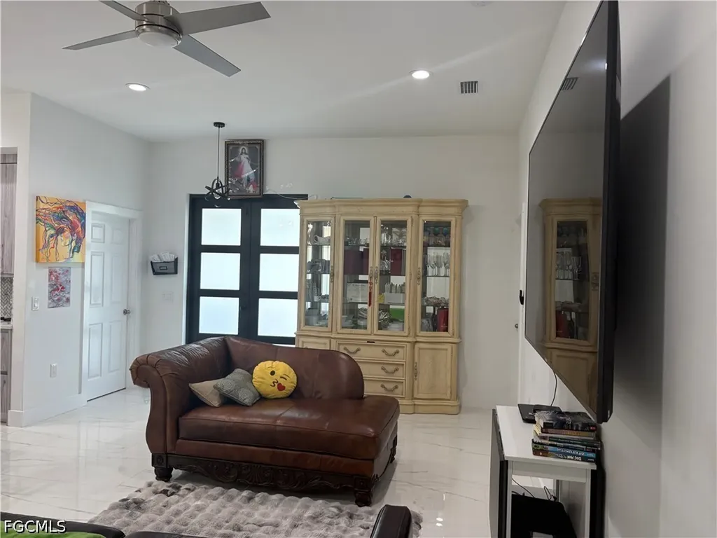 810 Floyd Avenue S Lehigh Acres FL 33976
