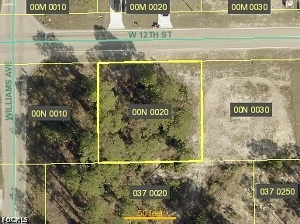 1013/1015 W 12th Street Lehigh Acres FL 33972