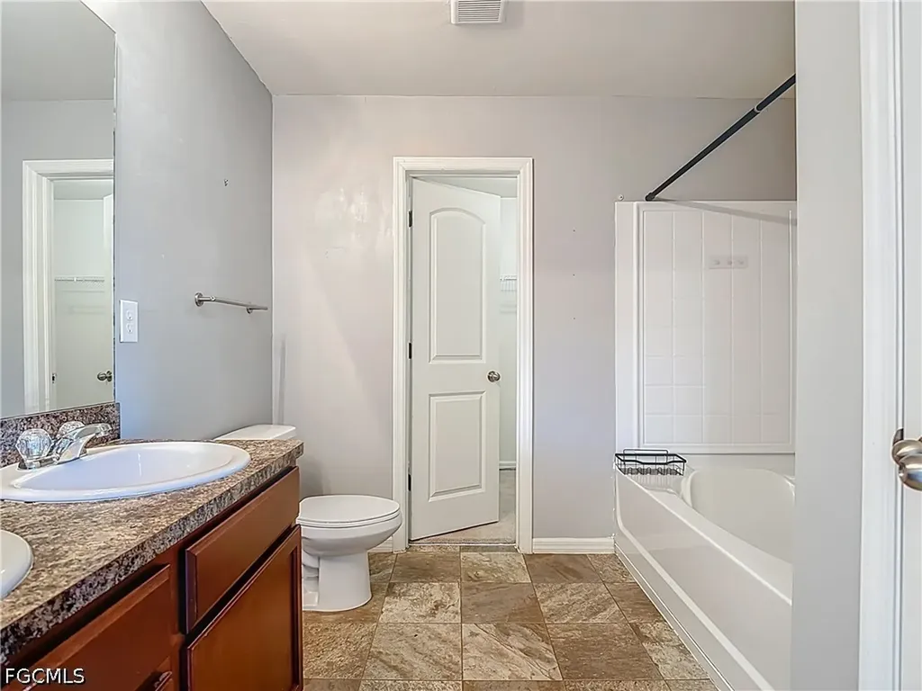 3036 Harvard Circle Labelle FL 33935