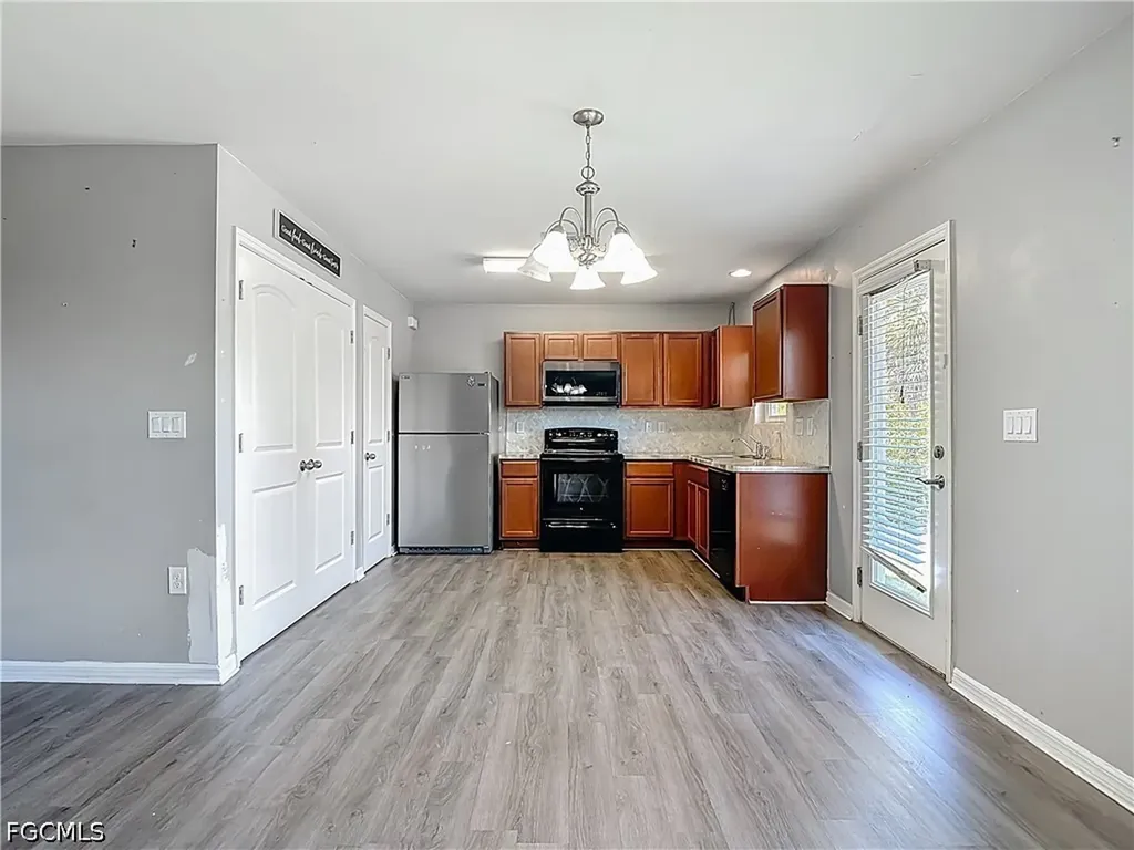 3036 Harvard Circle Labelle FL 33935
