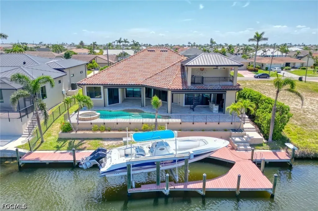 4928 SW 11th Place Cape Coral FL 33914