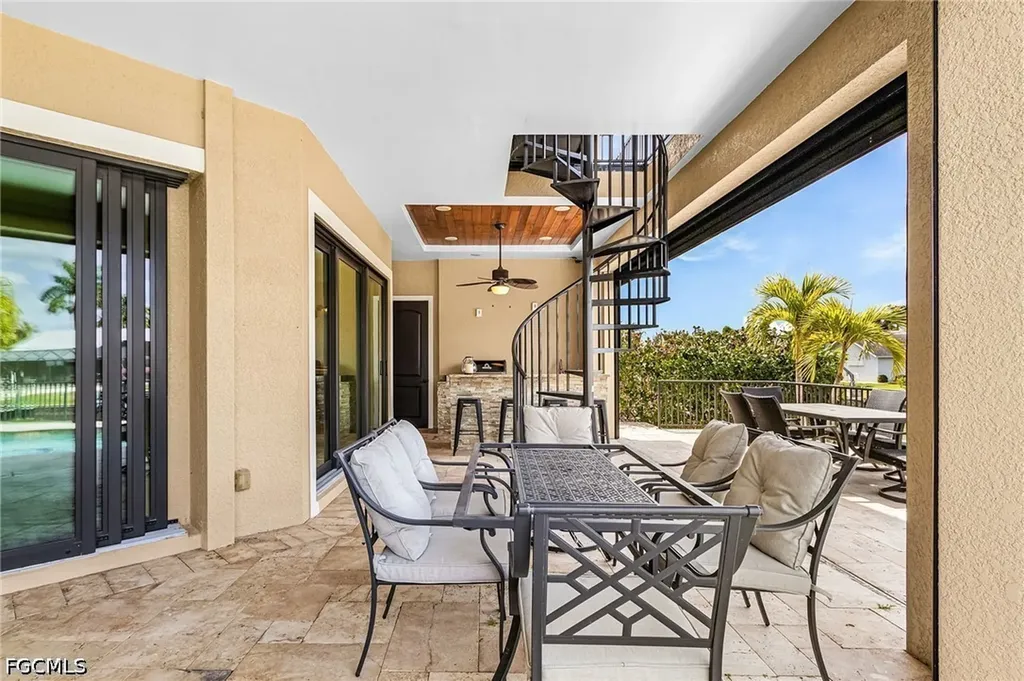 4928 SW 11th Place Cape Coral FL 33914