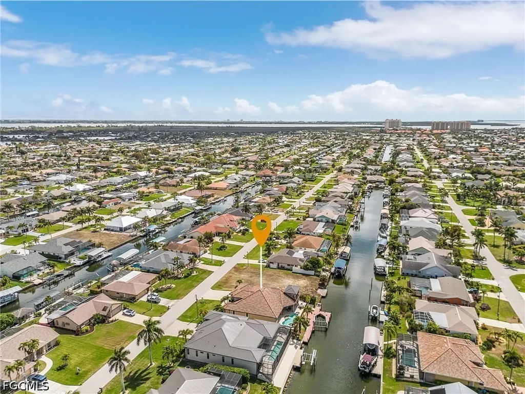 4928 SW 11th Place Cape Coral FL 33914