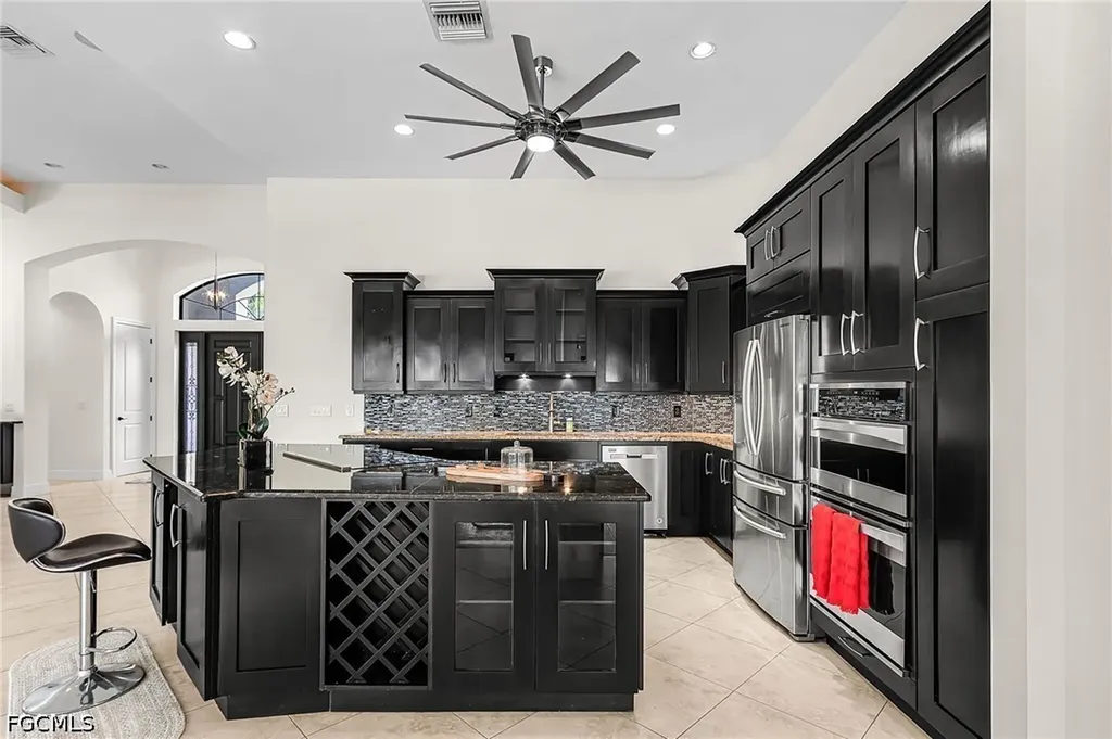 4928 SW 11th Place Cape Coral FL 33914