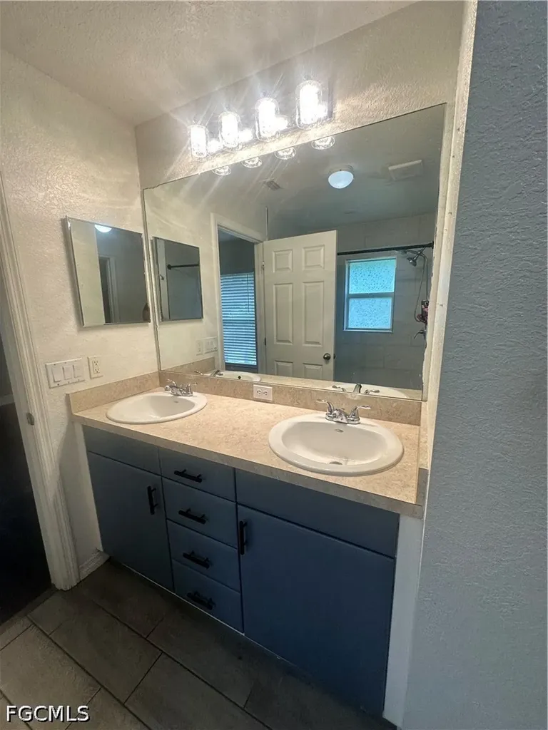 4654 Kendsha Street North Port FL 34288
