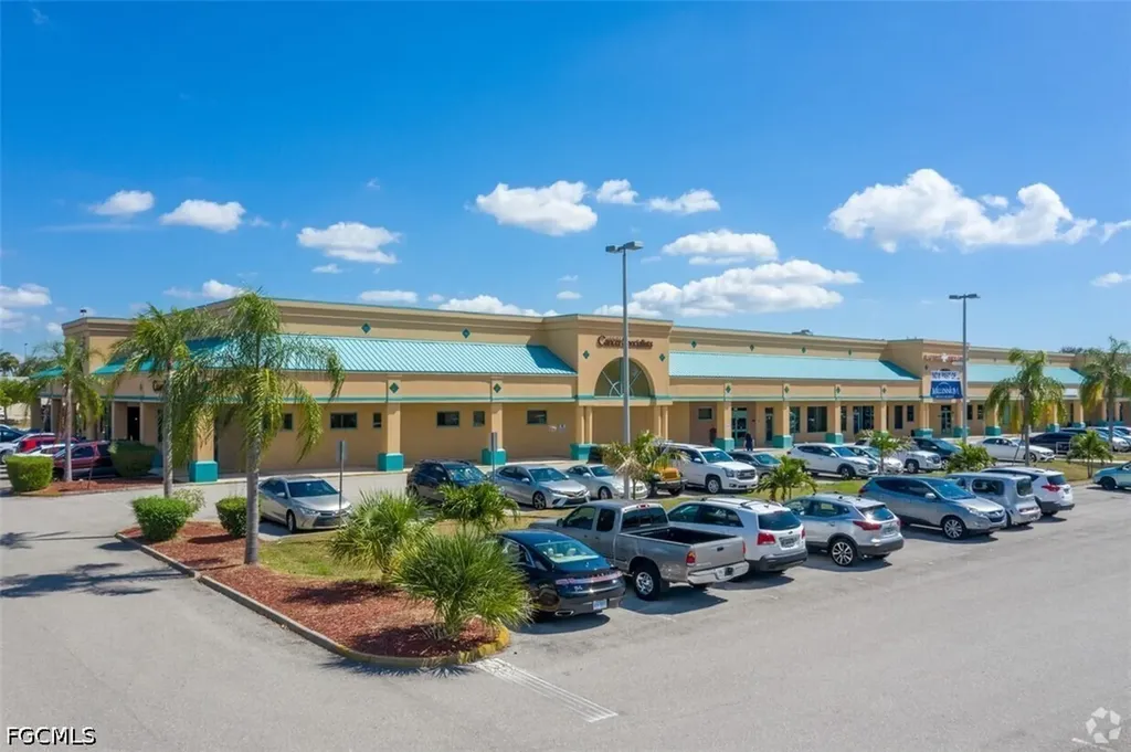 1708 Cape Coral Parkway W Cape Coral FL 33914