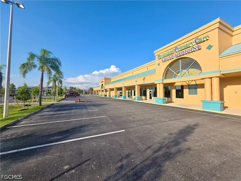 1708 Cape Coral Parkway W Cape Coral FL 33914