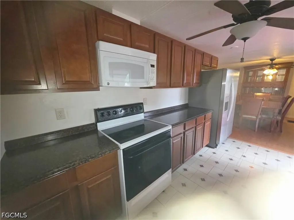 8290 Nault Road North Fort Myers FL 33917