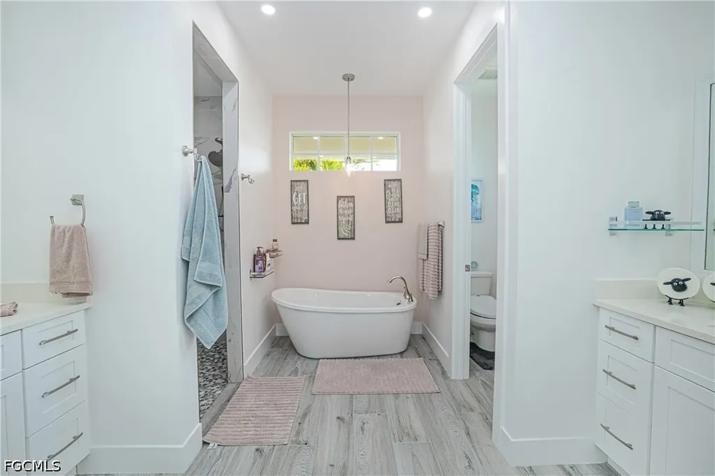1244 NW 37th Avenue Cape Coral FL 33993