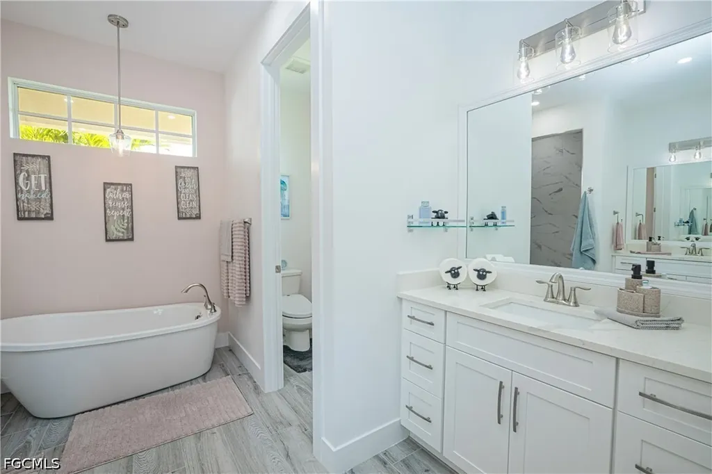 1244 NW 37th Avenue Cape Coral FL 33993