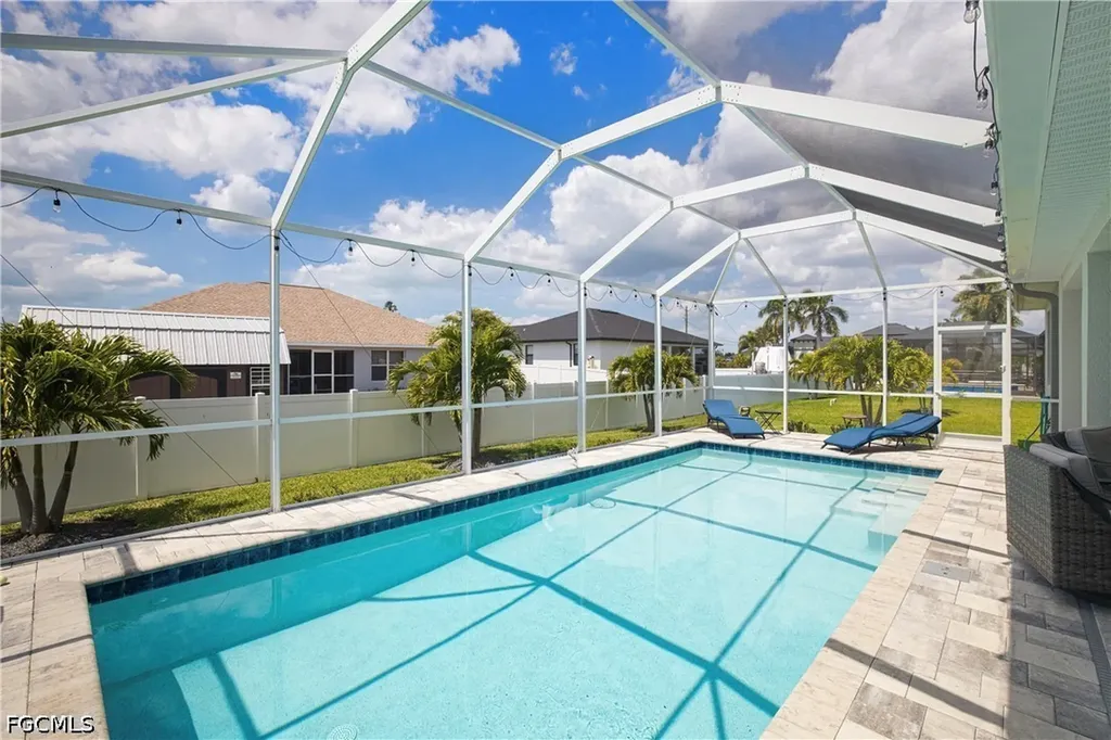 1244 NW 37th Avenue Cape Coral FL 33993