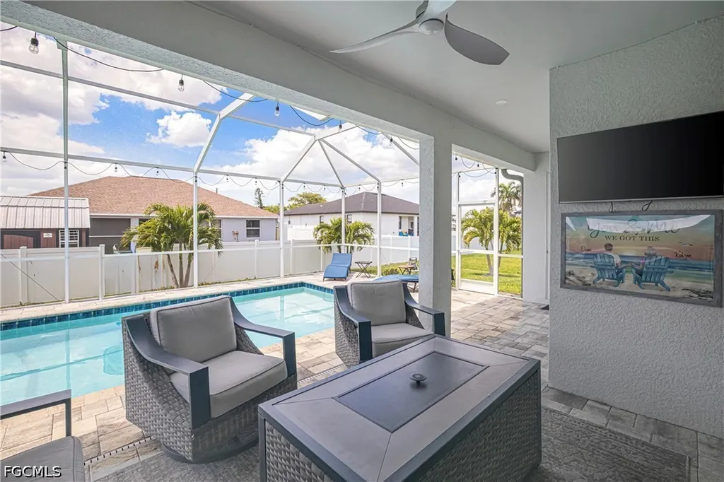 1244 NW 37th Avenue Cape Coral FL 33993