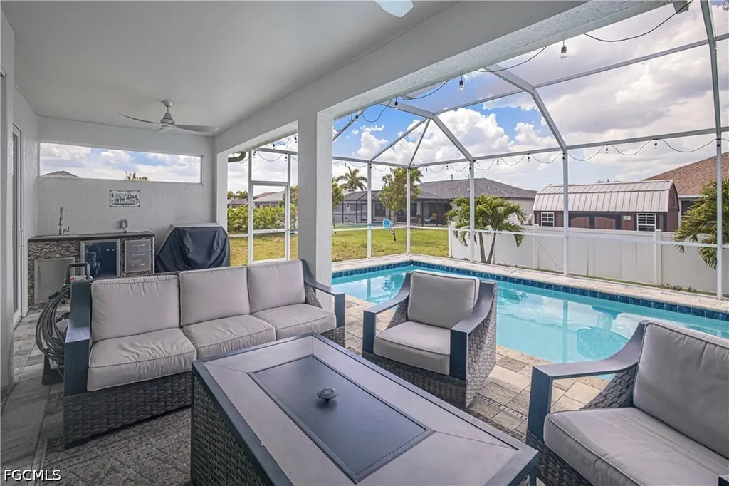 1244 NW 37th Avenue Cape Coral FL 33993