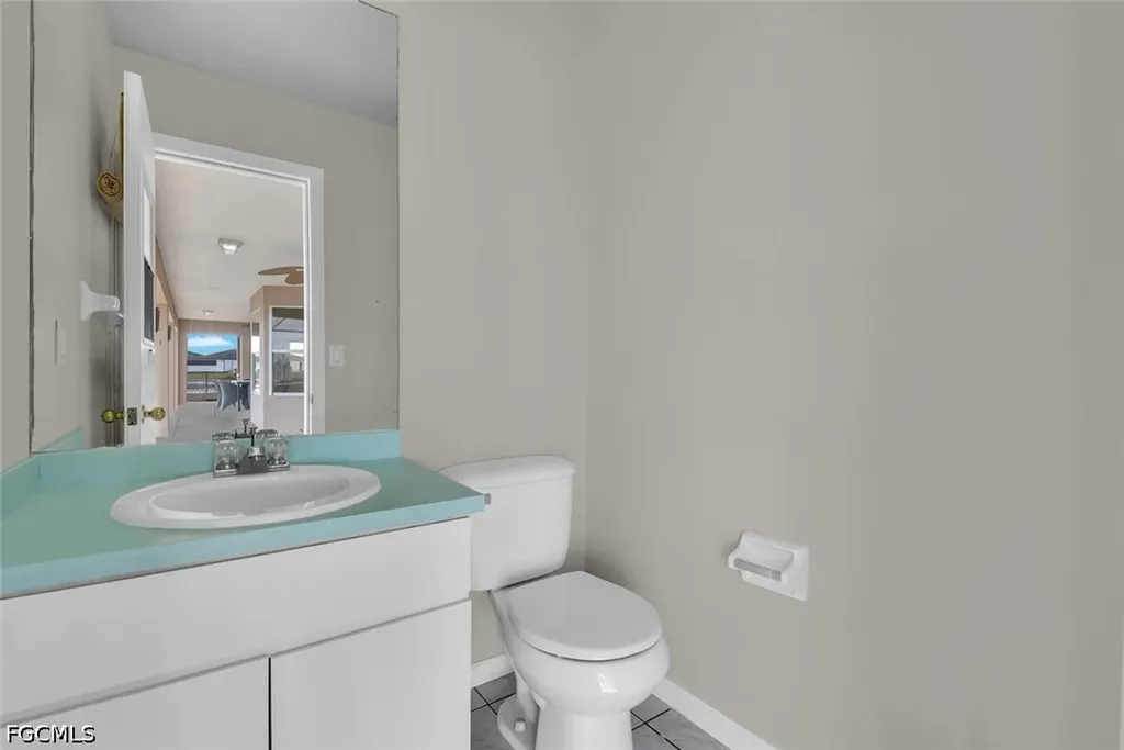 814 NW 11th Place Cape Coral FL 33993