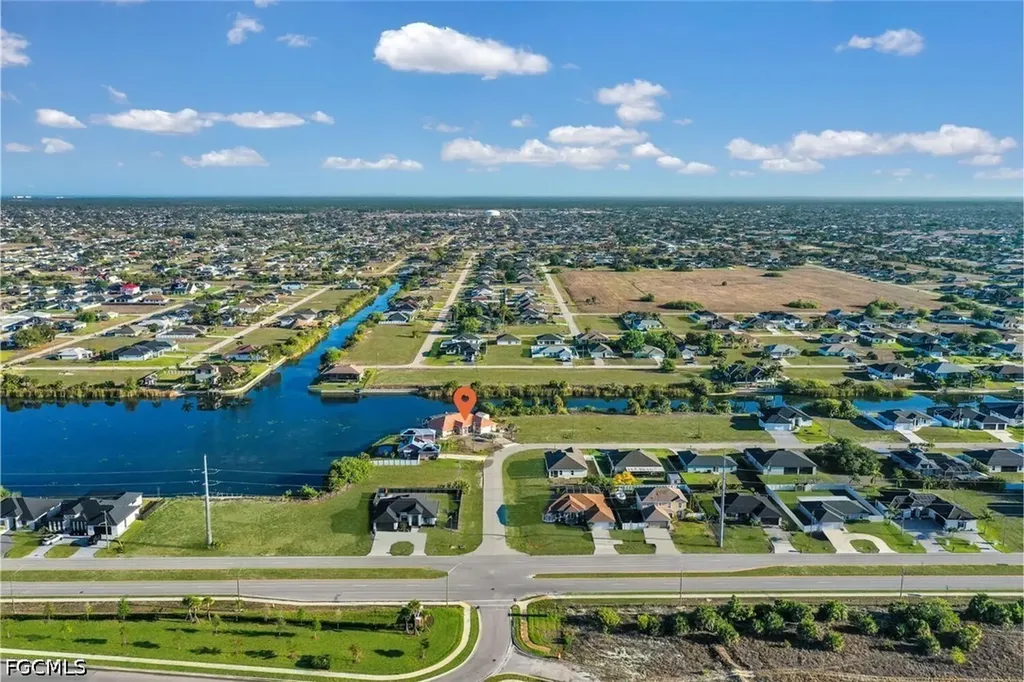 814 NW 11th Place Cape Coral FL 33993