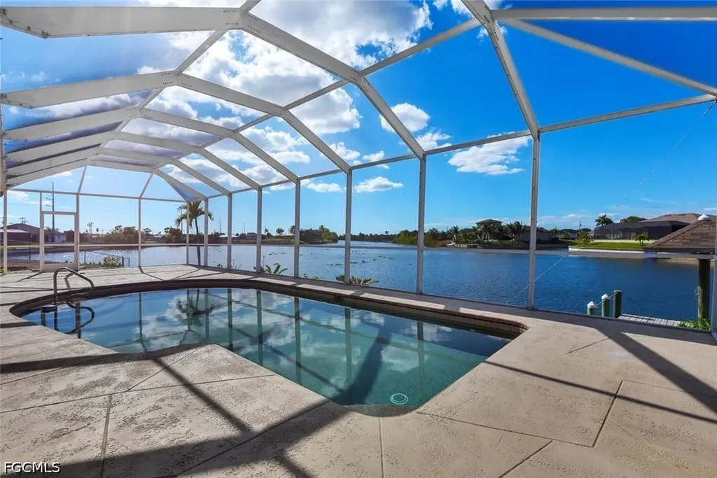 814 NW 11th Place Cape Coral FL 33993