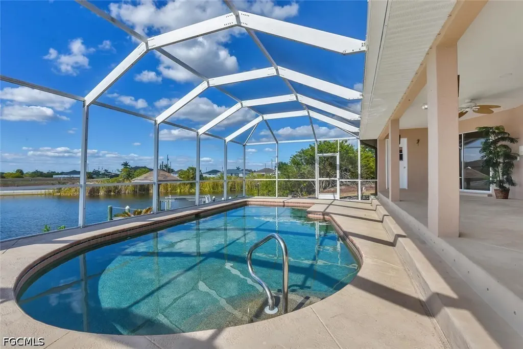 814 NW 11th Place Cape Coral FL 33993