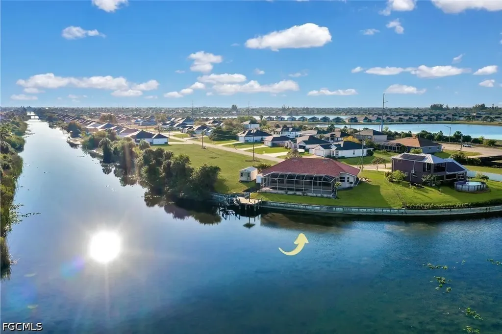 814 NW 11th Place Cape Coral FL 33993