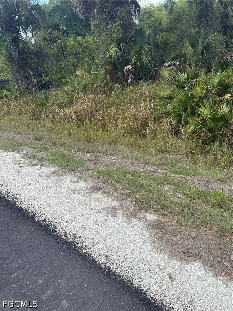405 Thompson Avenue Lehigh Acres FL 33972