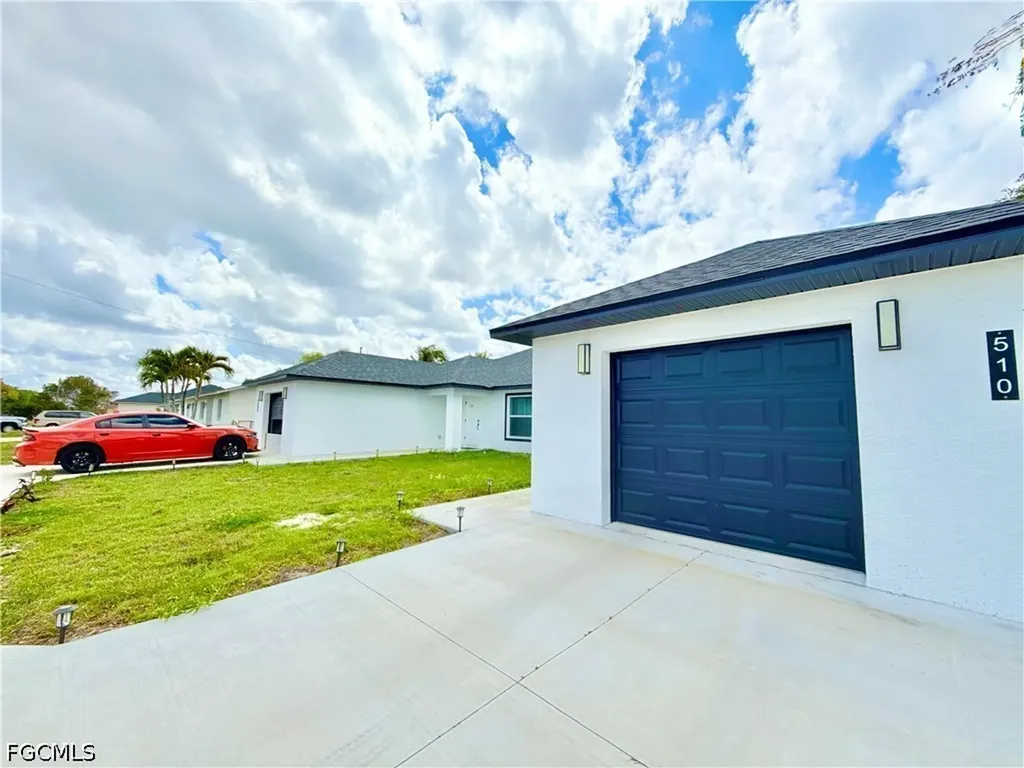 510/512 Hancock Bridge Parkway Cape Coral FL 33990