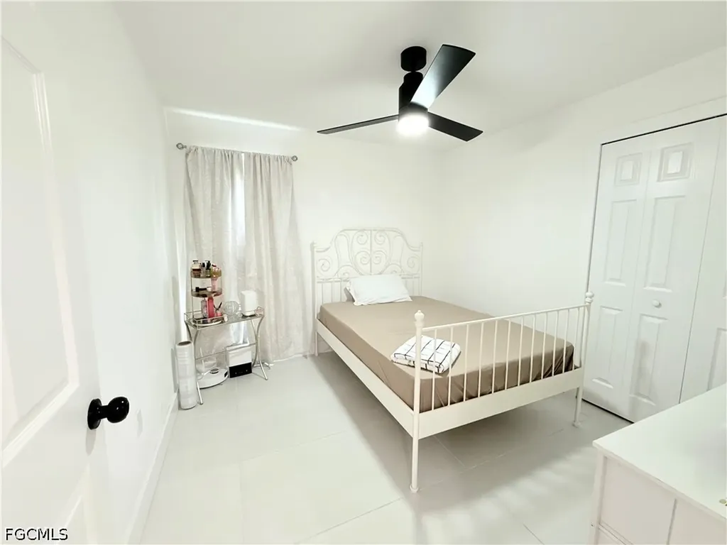 510/512 Hancock Bridge Parkway Cape Coral FL 33990