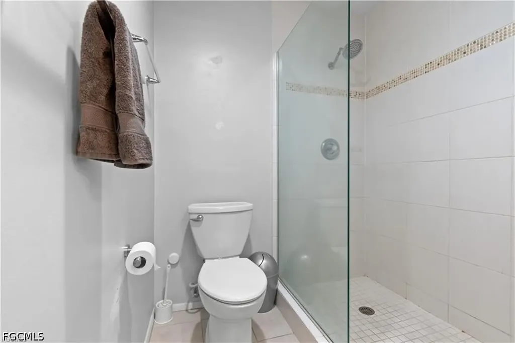 5665 Trailwinds Drive Fort Myers FL 33907