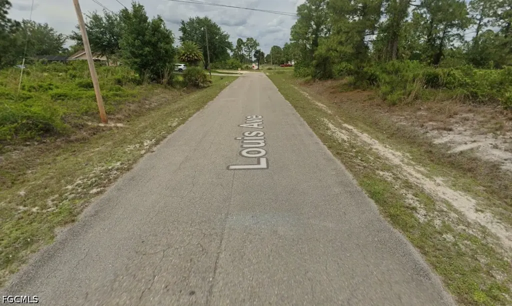 321 Louis Avenue Lehigh Acres FL 33936