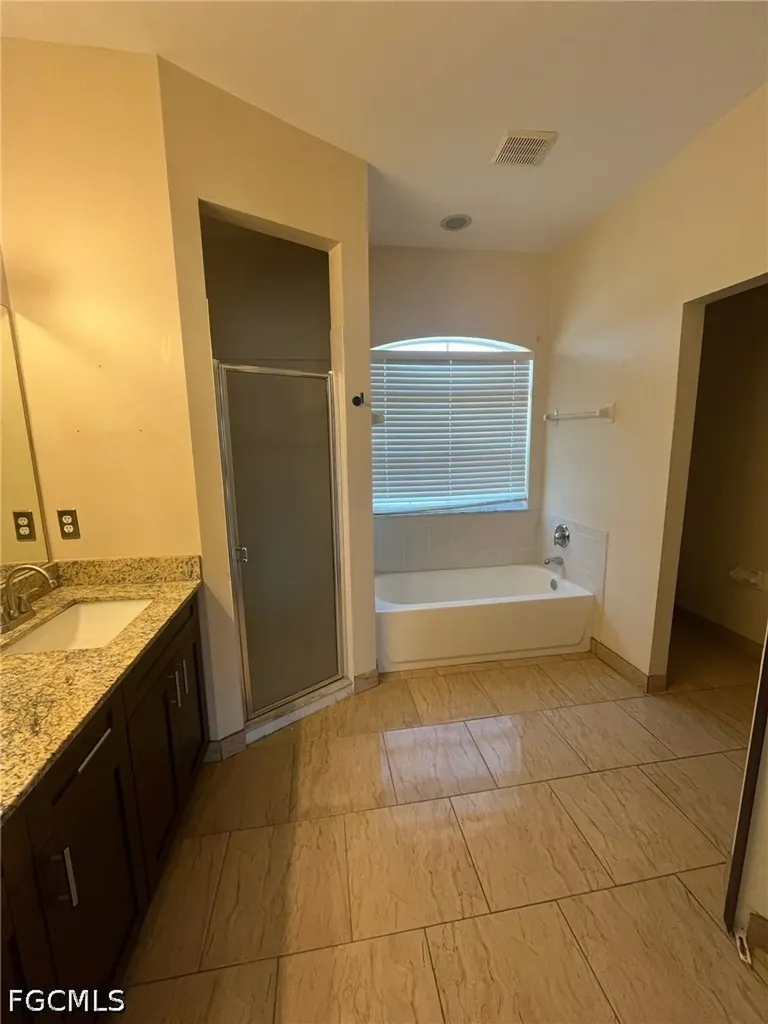 17 NE 11th Lane Cape Coral FL 33909