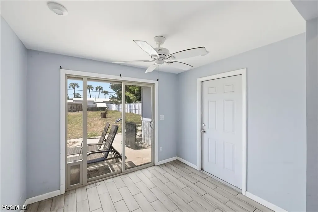 102 Crescent Lake Drive North Fort Myers FL 33917