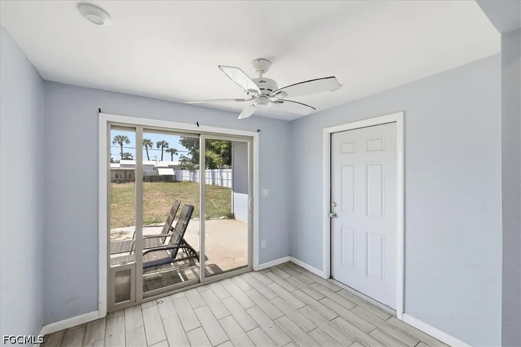 102 Crescent Lake Drive North Fort Myers FL 33917