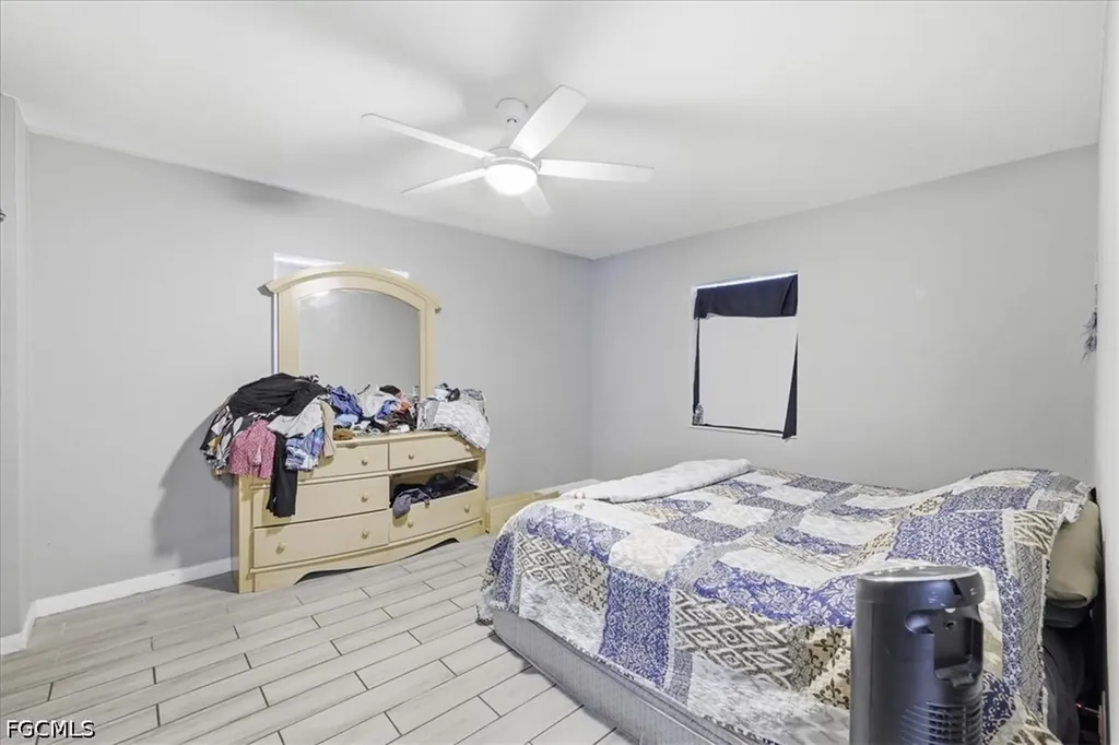 102 Crescent Lake Drive North Fort Myers FL 33917