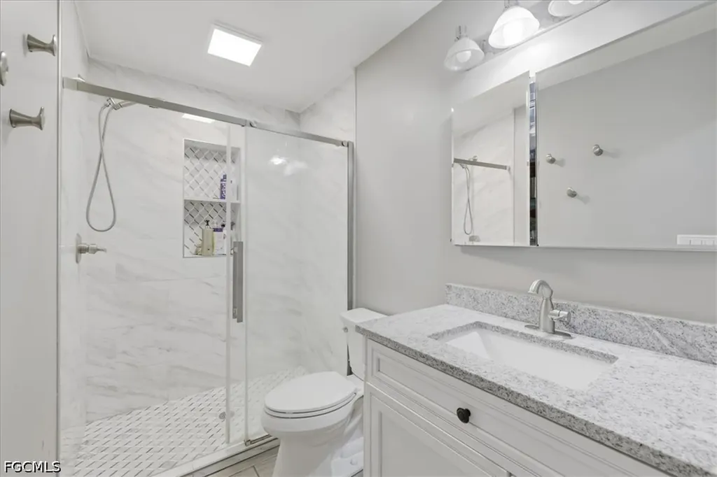 102 Crescent Lake Drive North Fort Myers FL 33917