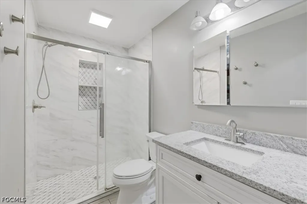102 Crescent Lake Drive North Fort Myers FL 33917