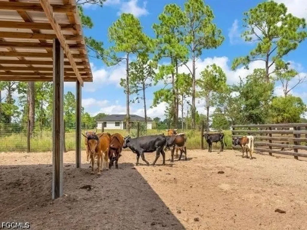 7644 19th Terrace Labelle FL 33935
